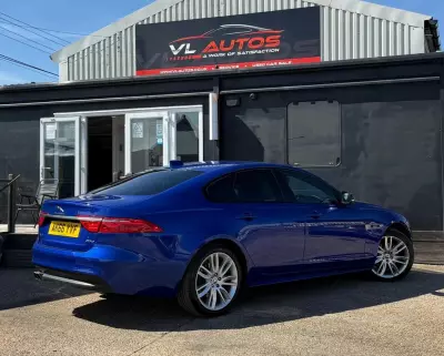 Jaguar XF 2.0 I4 240Ps R-sport Awd Black #27