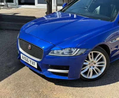 Jaguar XF 2.0 I4 240Ps R-sport Awd Black #15