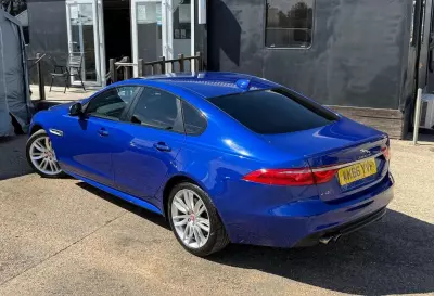 Jaguar XF 2.0 I4 240Ps R-sport Awd Black #21