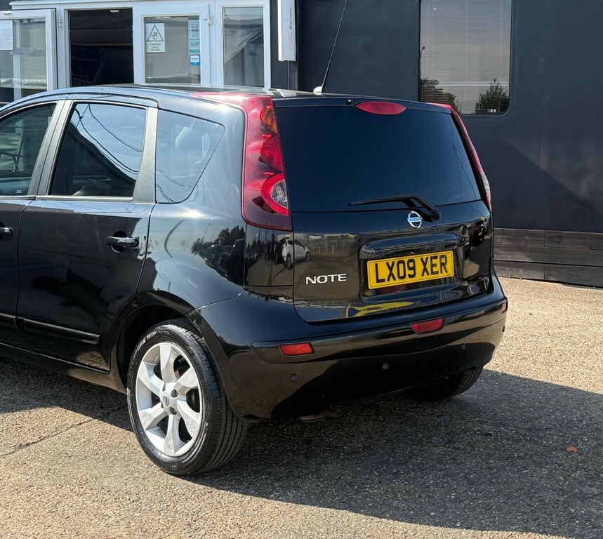 Nissan Note 1.6 16V N-tec Hatchback Beige #23