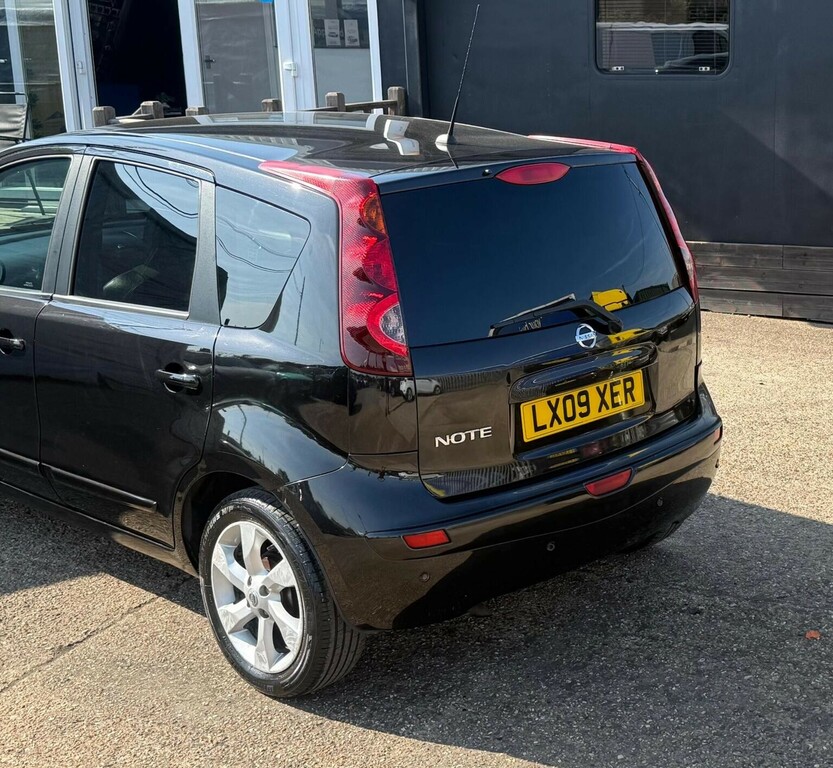 Nissan Note 1.6 16V N-tec Hatchback Beige #22