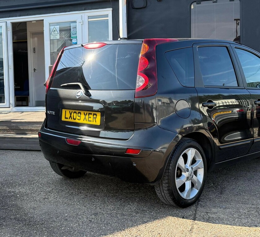 Nissan Note 1.6 16V N-tec Hatchback Beige #30