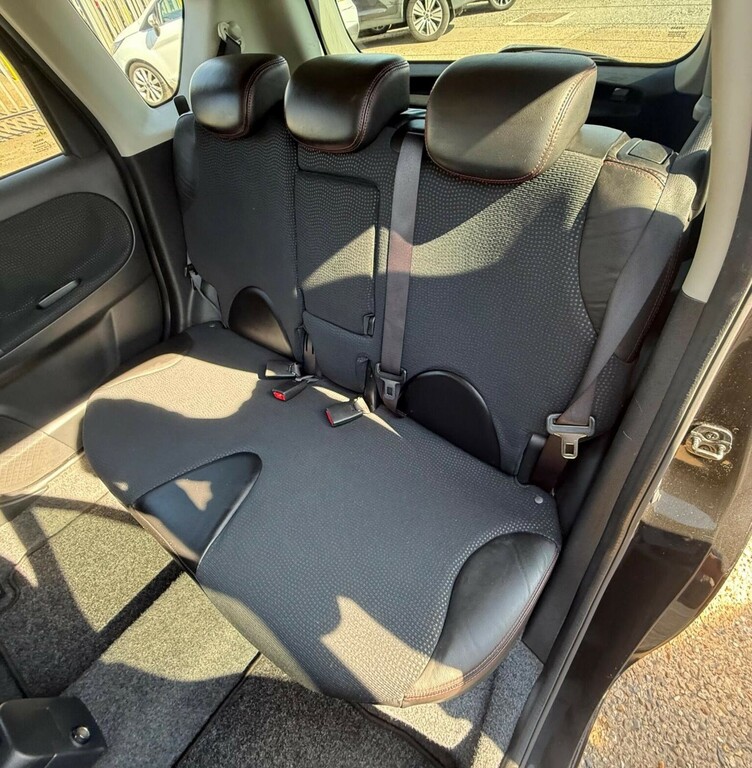Nissan Note 1.6 16V N-tec Hatchback Beige #47