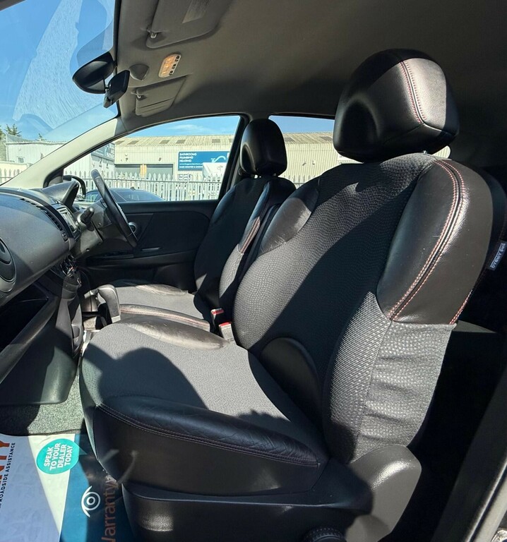 Nissan Note 1.6 16V N-tec Hatchback Beige #44