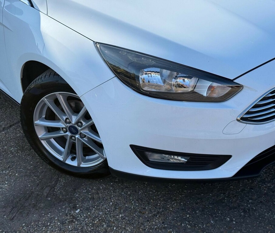 Ford Focus Hatchback 1.0T Ecoboost Zetec Euro 6 Ss 20 White #6