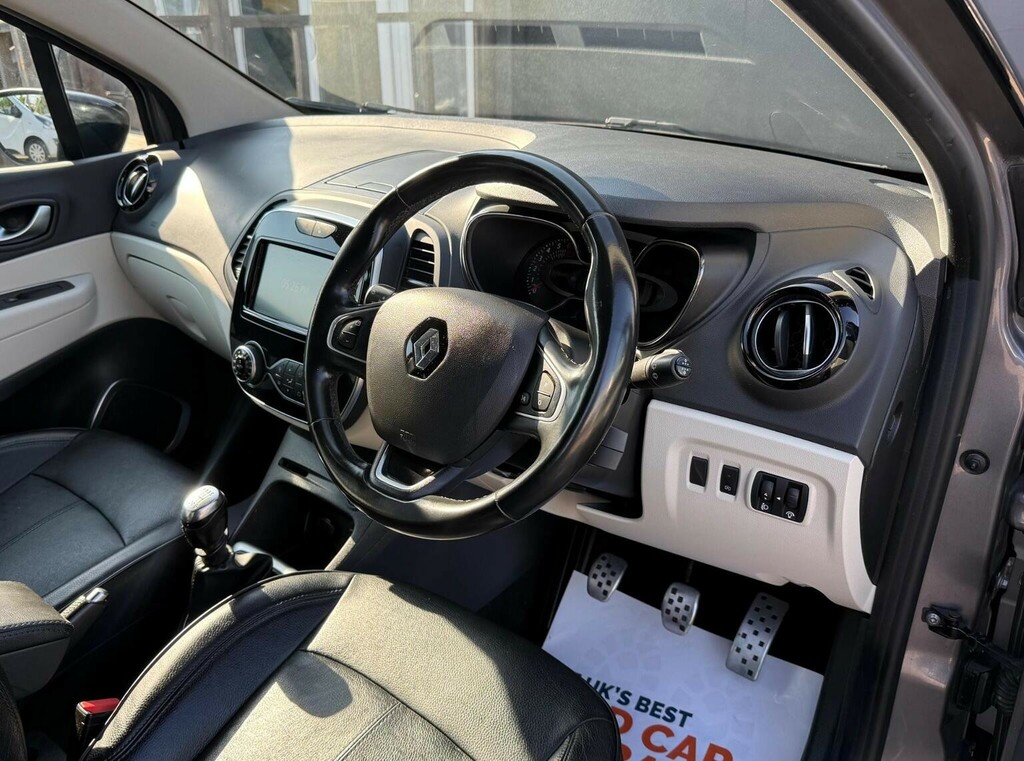 Renault Captur 0.9 Tce 90 Iconic Black #31