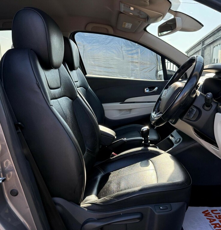Renault Captur 0.9 Tce 90 Iconic Black #32