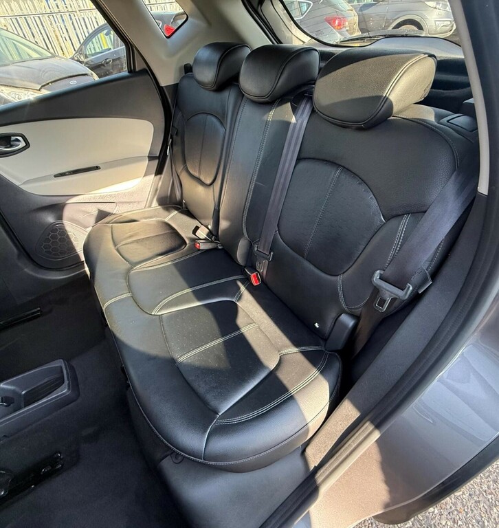 Renault Captur 0.9 Tce 90 Iconic Black #46
