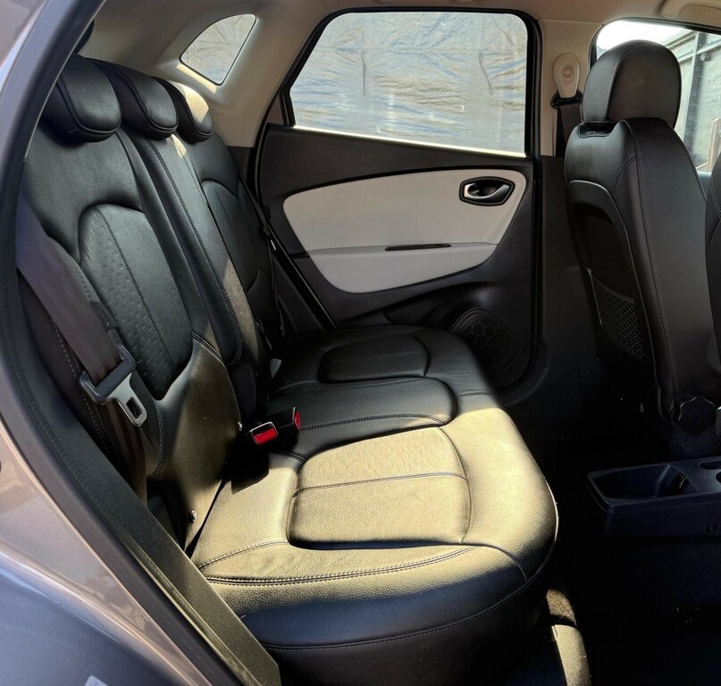 Renault Captur 0.9 Tce 90 Iconic Black #48