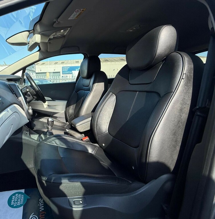 Renault Captur 0.9 Tce 90 Iconic Black #43