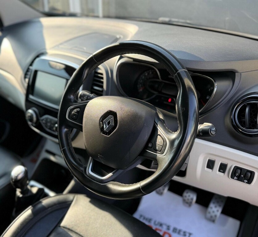 Renault Captur 0.9 Tce 90 Iconic Black #37