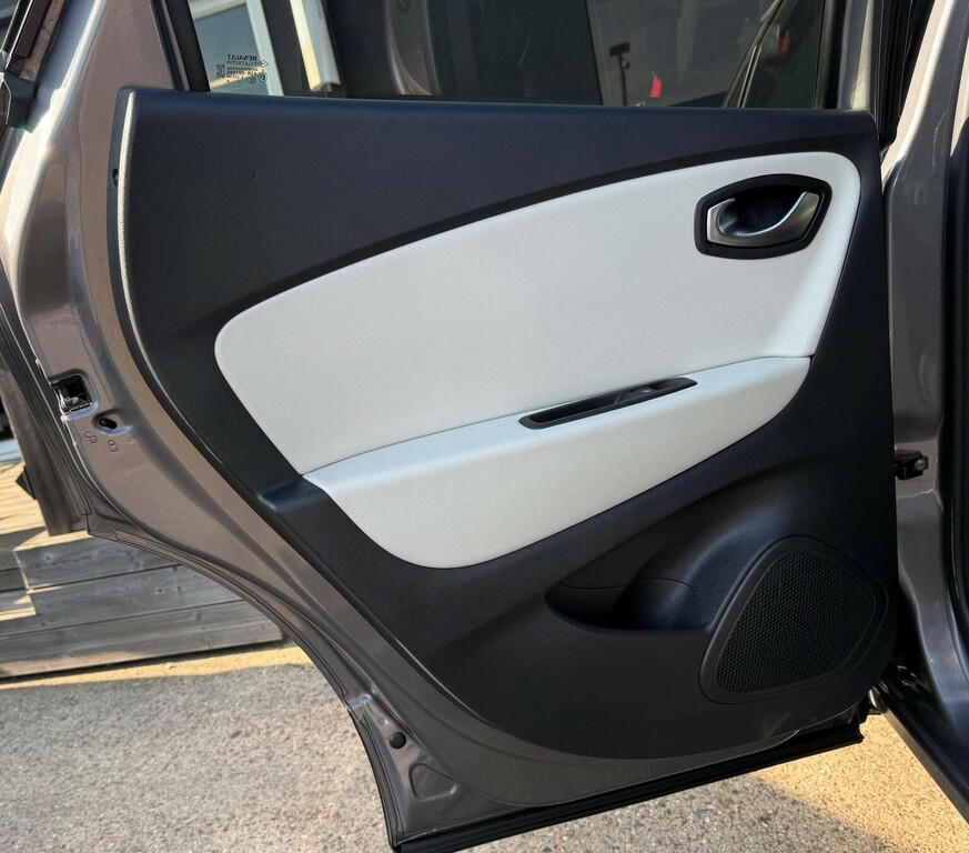 Renault Captur 0.9 Tce 90 Iconic Black #47