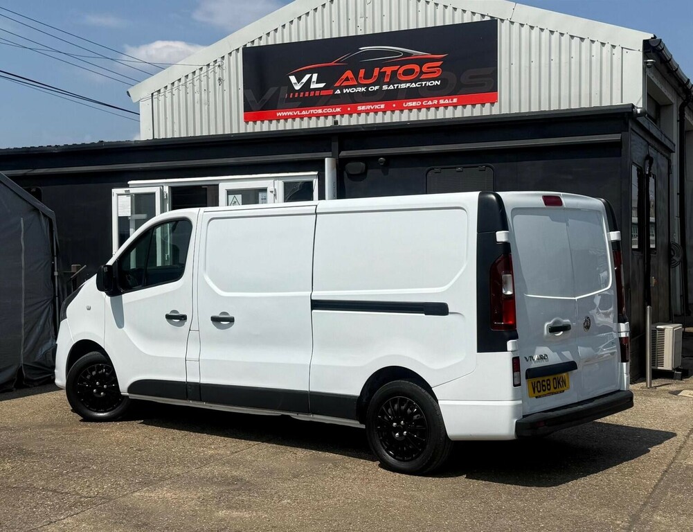 Vauxhall Vivaro Campervan 201868 White #16