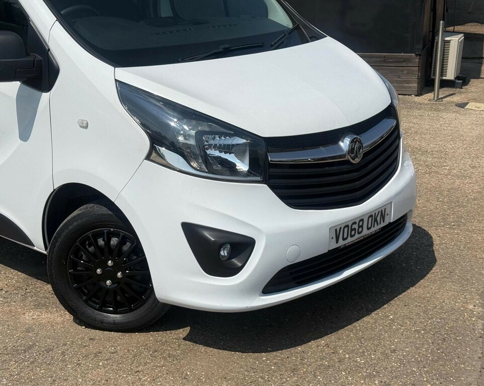 Vauxhall Vivaro 1.6 Cdti 2900 Sportive L2 H1 Euro 6 White #4