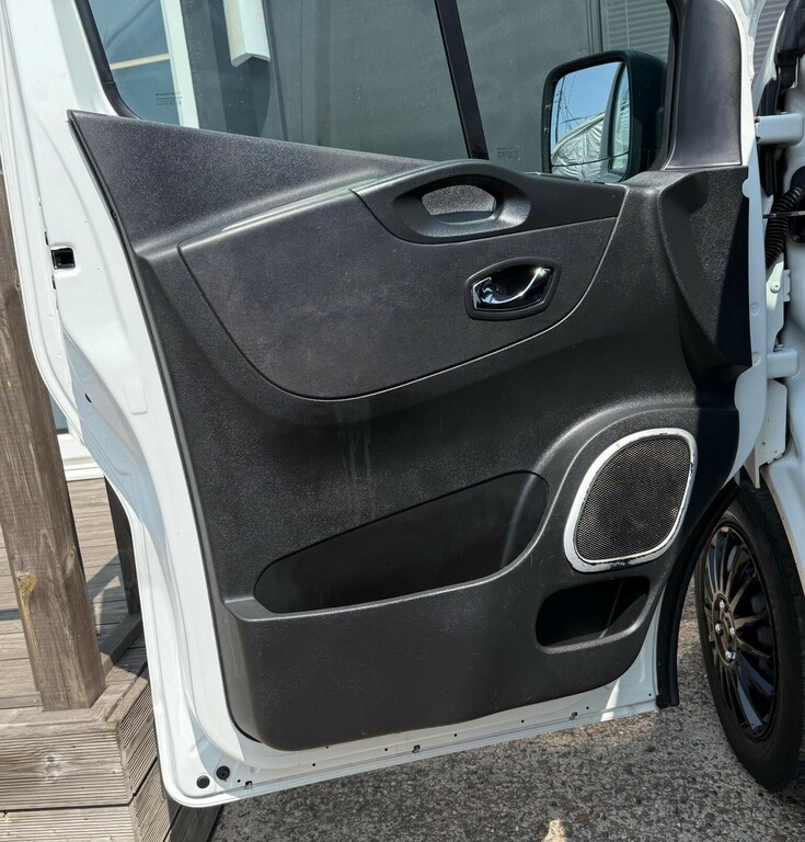 Vauxhall Vivaro Campervan 201868 White #39