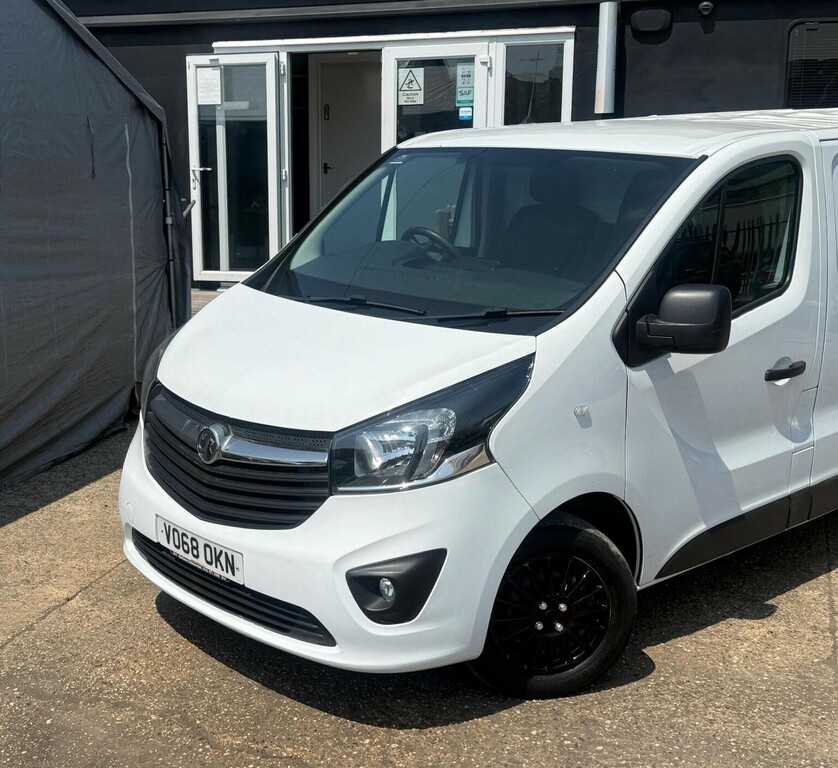 Vauxhall Vivaro Campervan 201868 White #10
