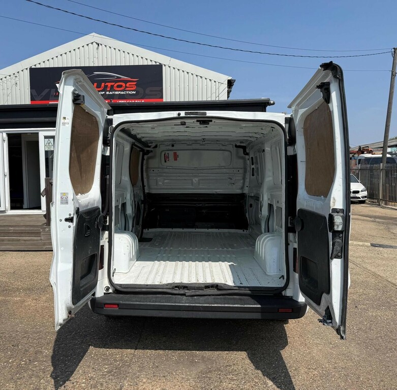 Vauxhall Vivaro Campervan 201868 White #42