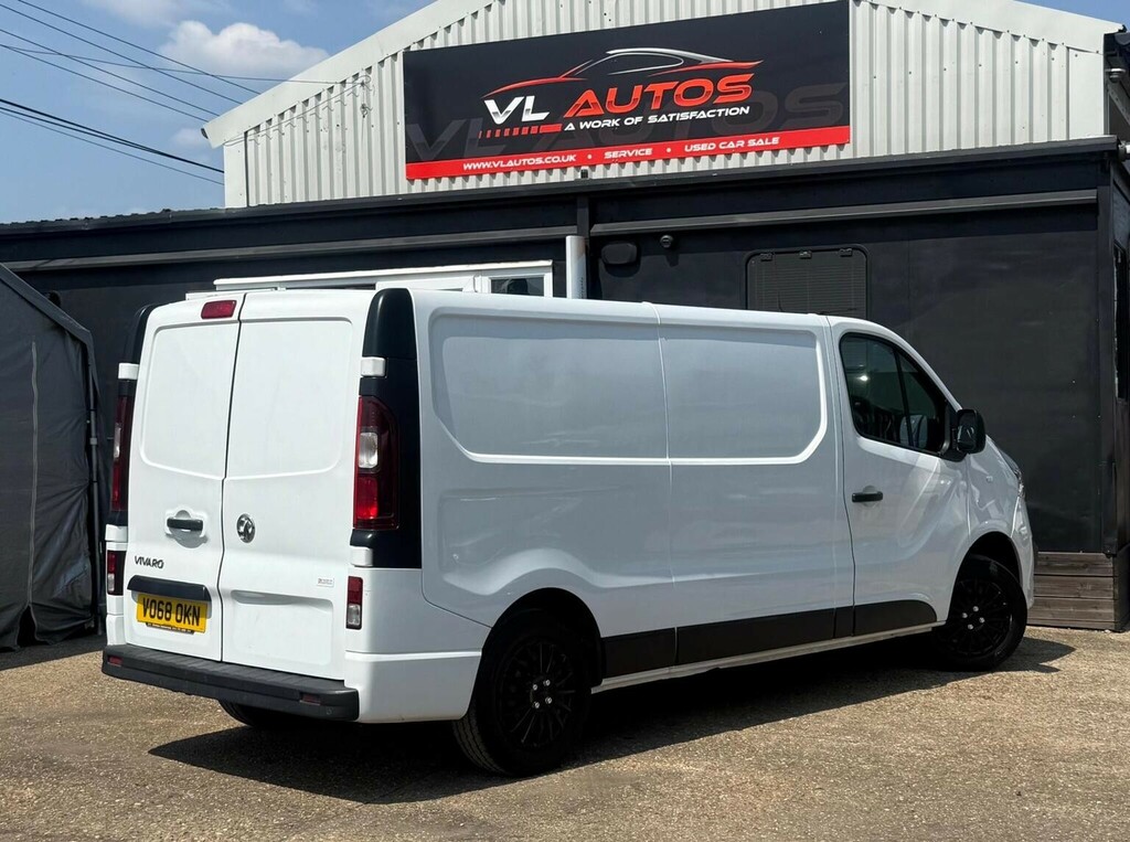 Vauxhall Vivaro Campervan 201868 White #22