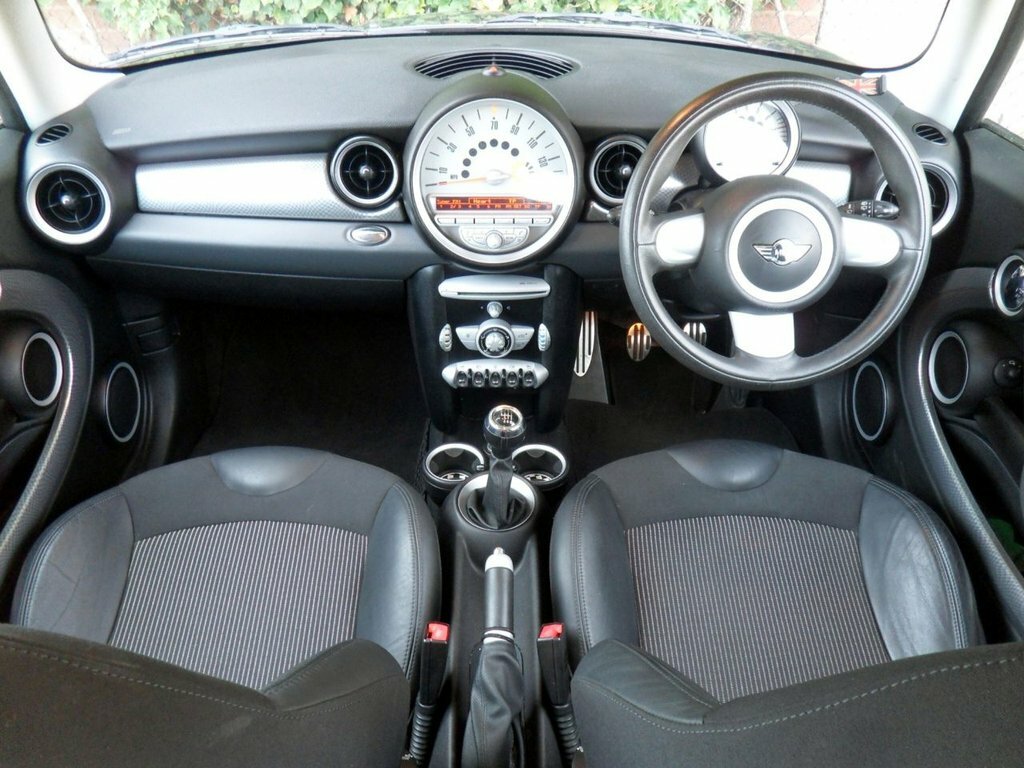 Mini Clubman 2008 Mini Clubman 1.6 White #62