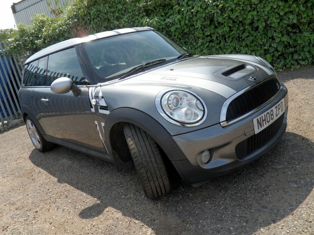 Mini Clubman Cooper D White #42