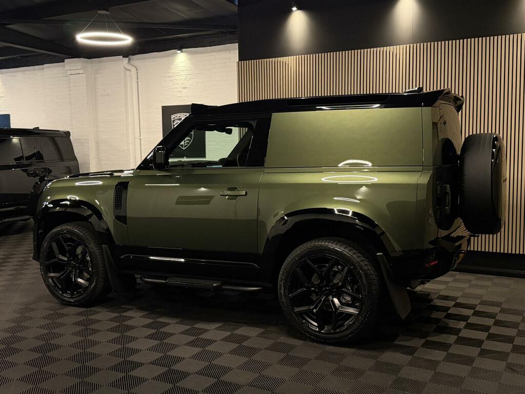 Land Rover Defender 90 26My 90 3.0 D250 Hard Top Commercial S 3 Sea Green #24