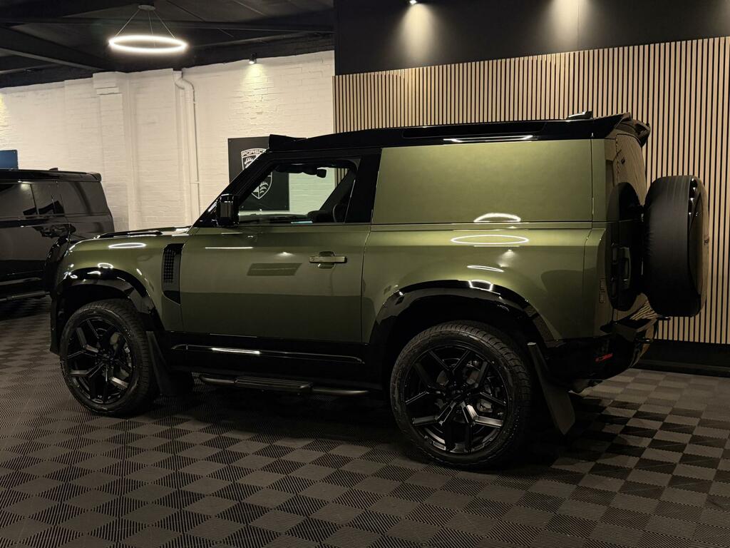 Land Rover Defender 90 26My 90 3.0 D250 Hard Top Commercial S 3 Sea Green #8