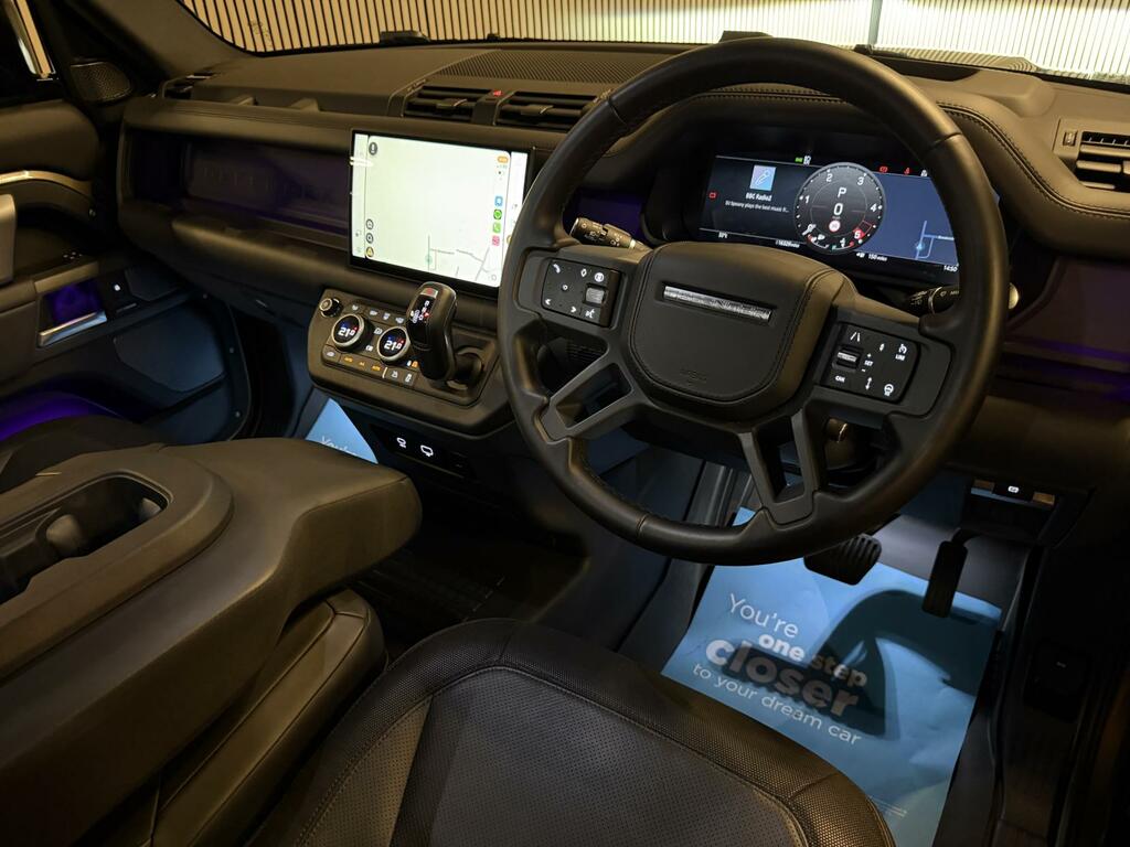 Land Rover Defender 110 X-dynamic Hse Brown