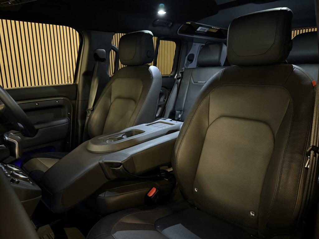 Land Rover Defender 110 X-dynamic Hse Brown #3