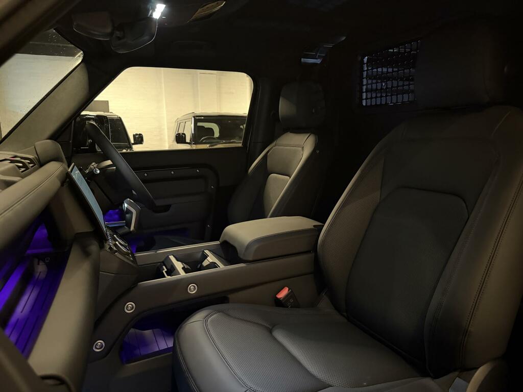 Land Rover Defender 90 3.0 D250 Mhev X-dynamic Se Hard Top Suv Black #2