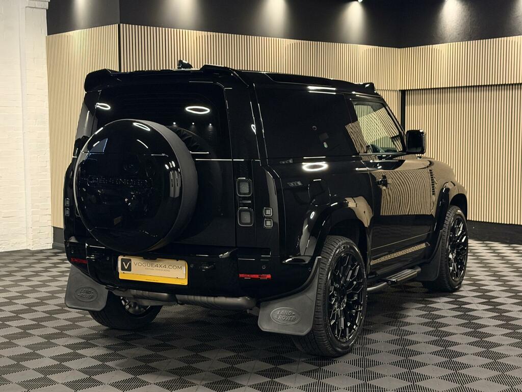 Land Rover Defender 90 X-dynamic Se Black