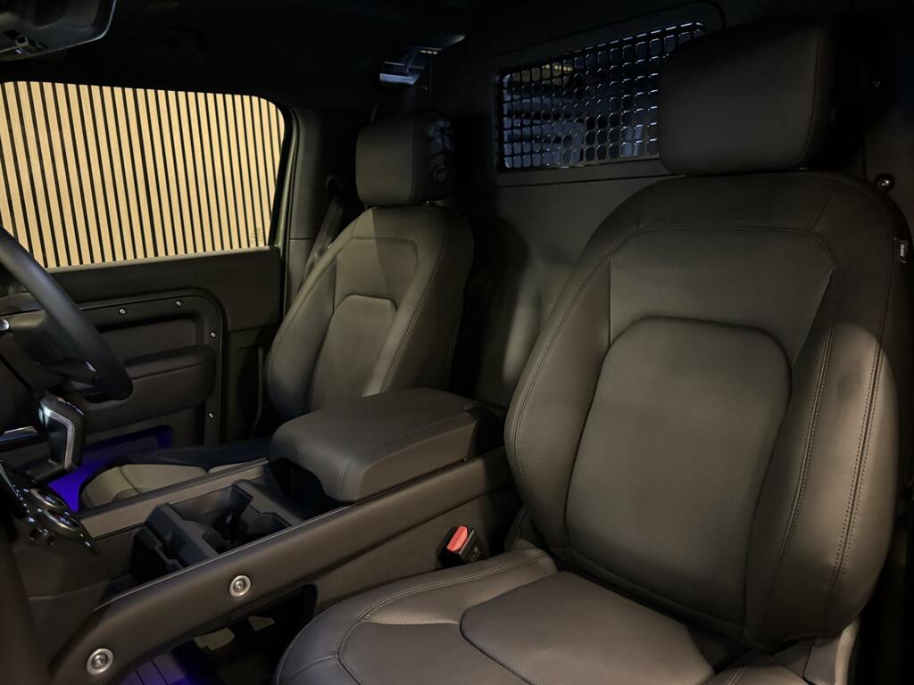 Land Rover Defender 90 3.0 D250 90 S Grey #24