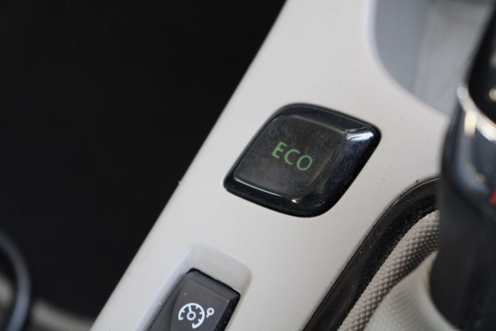 Renault Zoe I-expression 5dr Auto White #18