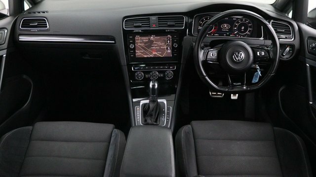 Volkswagen Golf 2.0 Tsi Bluemotion Tech R Hatchback Dsg VU67VHO Black #2