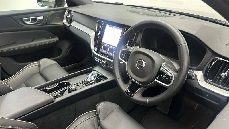 Volvo V60 B4 Mild Hybrid Ultra Dark Silver #4