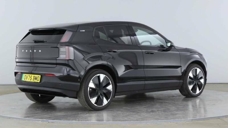 Volvo EX30 Twin Motor Performance Awd Ultra Black #3