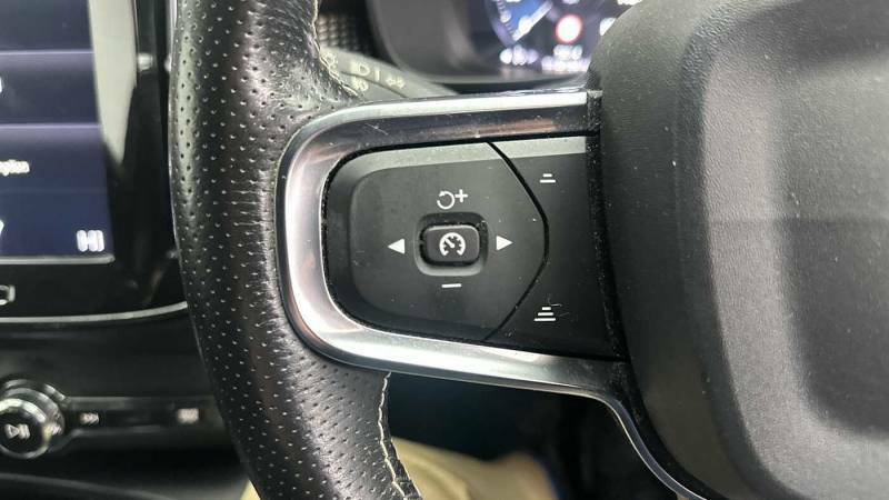 Volvo XC40 T3 Momentum Sunroof, 360 Camera, Blis. Grey #15