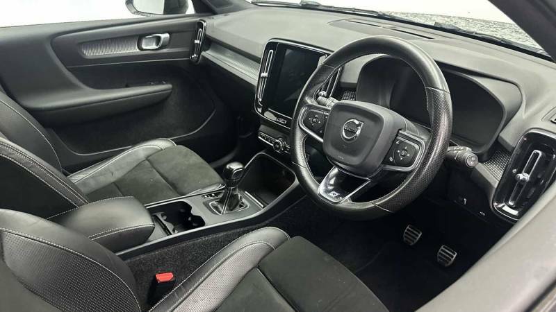 Volvo XC40 D3 R-design - 2018 68 Grey #3
