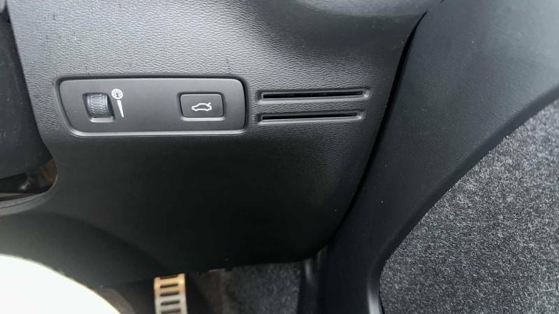 Volvo XC40 T3 Momentum Sunroof, 360 Camera, Blis. Grey #19