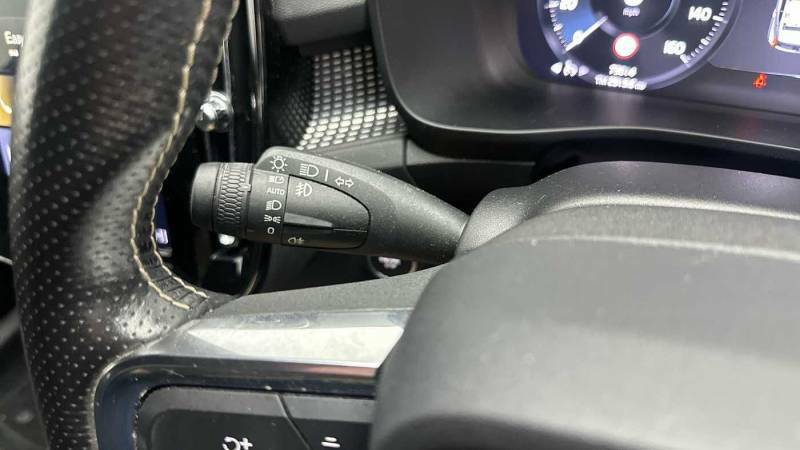 Volvo XC40 T3 Momentum Sunroof, 360 Camera, Blis. Grey #18