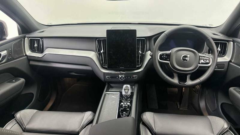 Volvo XC60 B5 Awd Mild Hybrid Black Edition Plus Black #5