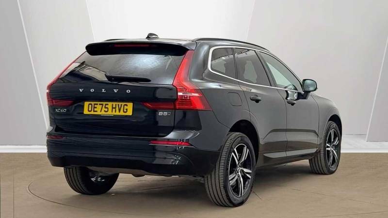 Volvo XC60 B5 Awd Mild Hybrid Core Black #3