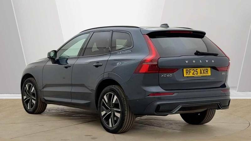 Volvo XC60 B5 Awd Mild Hybrid Plus Dark Blue #3