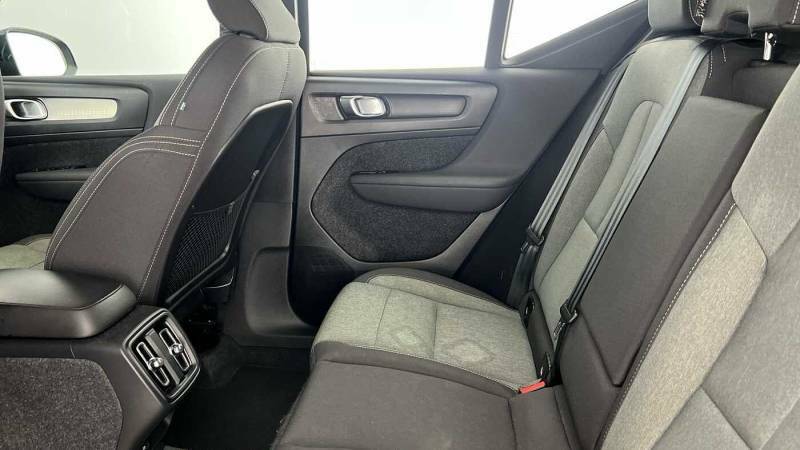 Volvo XC40 B3 Mild Hybrid Core Black #6