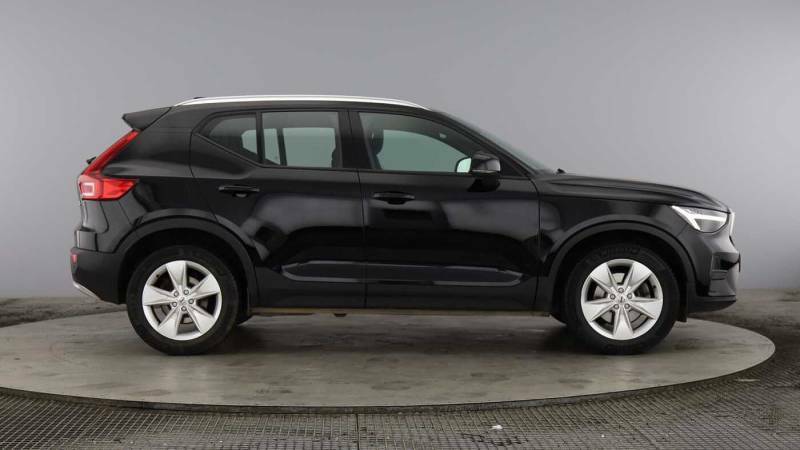 Volvo XC40 B3 Mild Hybrid Core Black #2
