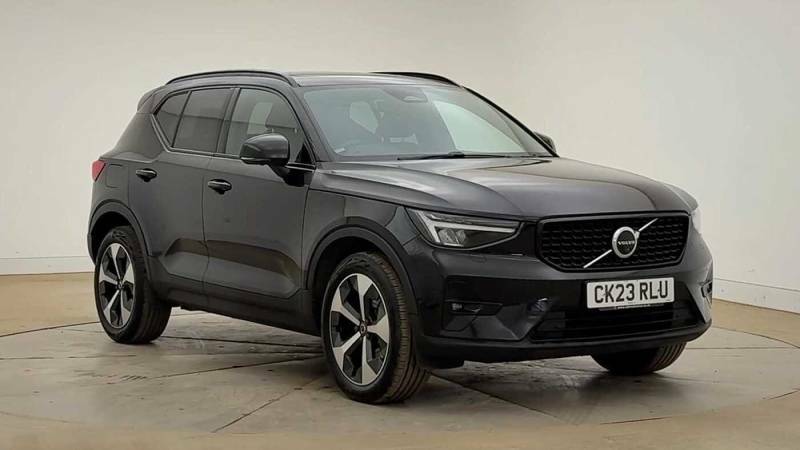 Volvo XC40 B4 Mild Hybrid Ultimate Dark Black