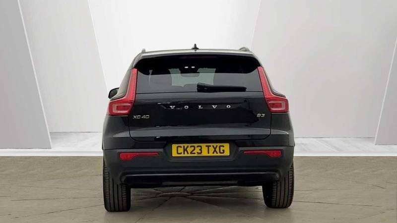 Volvo XC40 B3 Mild Hybrid Plus Dark Black #3
