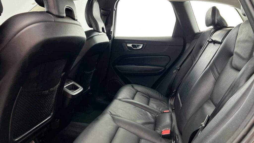 Volvo XC60 2L Polestar Engineered Black #7
