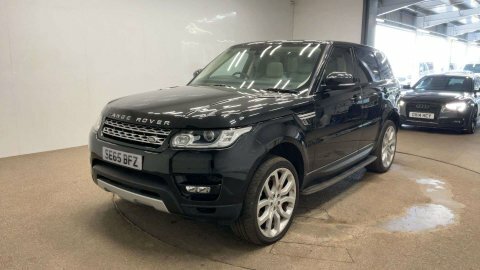 Land Rover Range Rover Sport 3.0 Range Rover SE65BFZ Black #2
