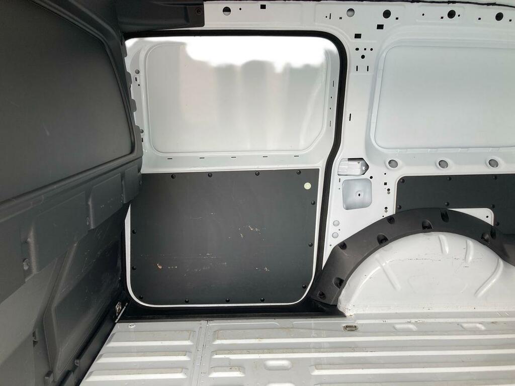 Ford Transit Connect 2.0 Ecoblue 122Ps Trend Van FM25NPO White #4