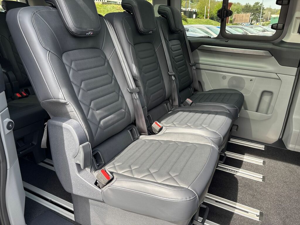 Ford Tourneo Custom 2.0 Ecoblue 136Ps H1 Titanium 8 Seater Black #24